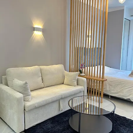 Apartment Comfortable Near Marais Beaubourg